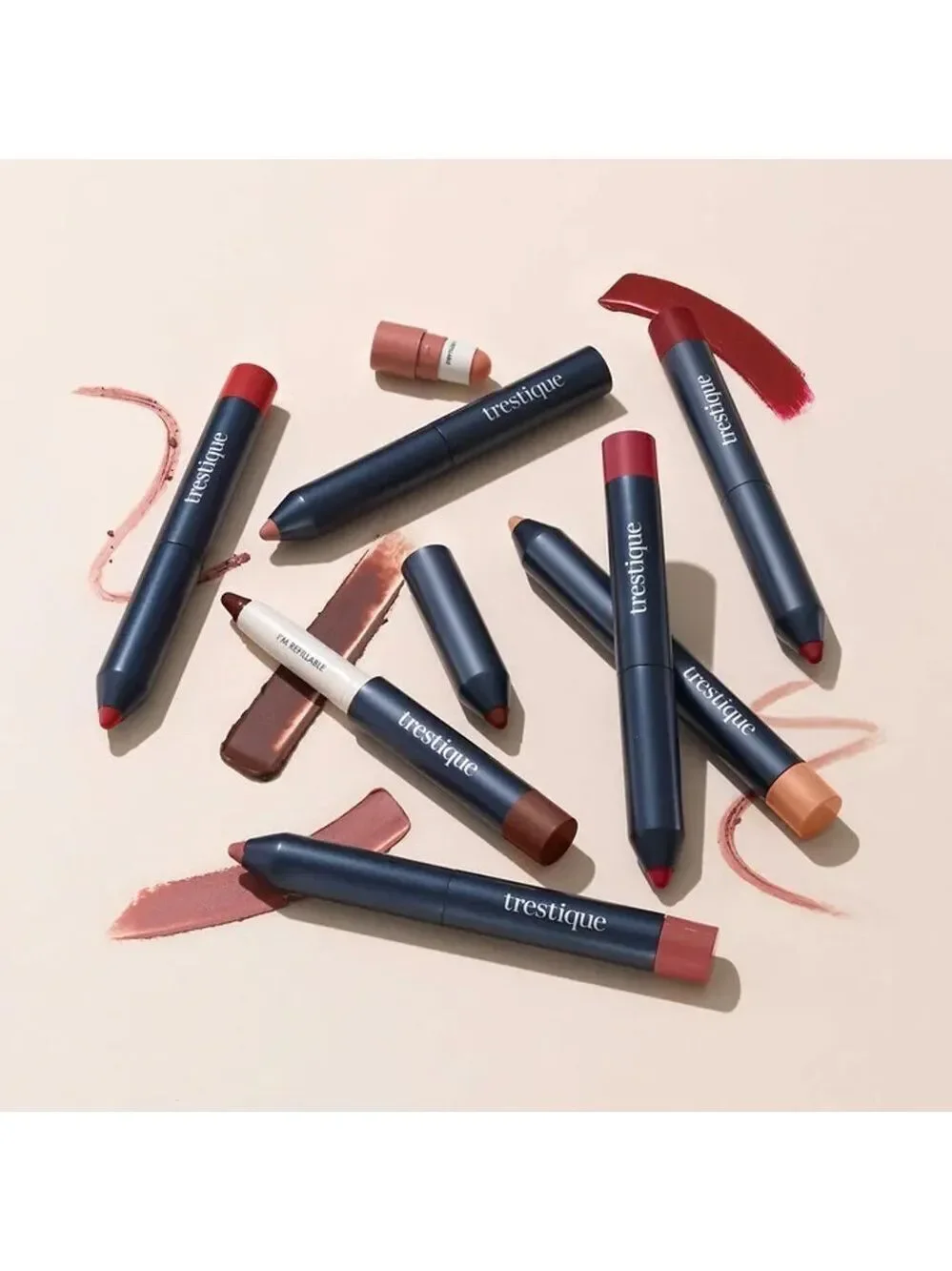 Trestique Lip Crayon in Deep Red